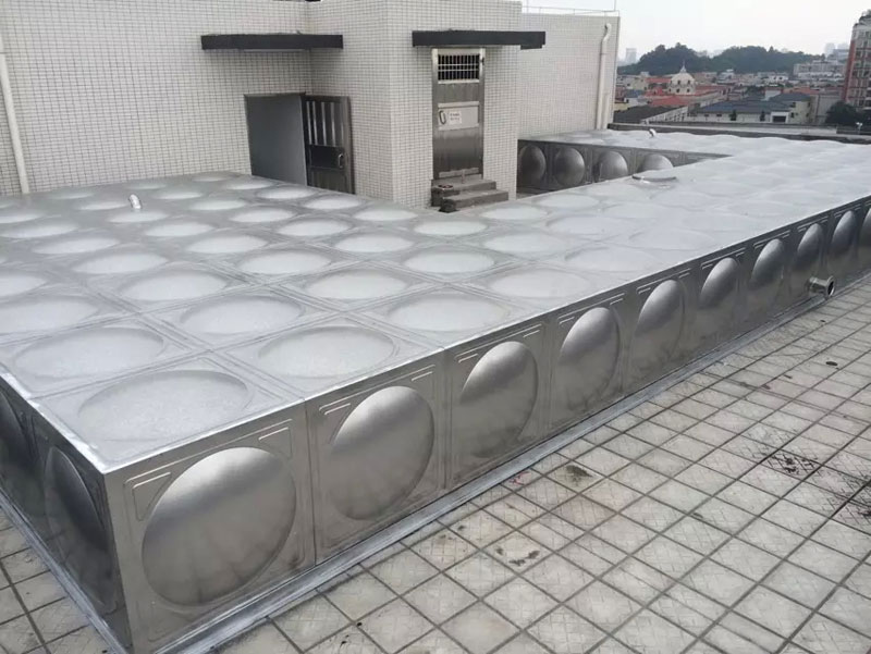 不鏽鋼(gang)防水箱 不鏽鋼(gang)防水箱
